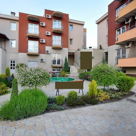 Apartments Raj Vrnjačka Banja エクステリア 写真